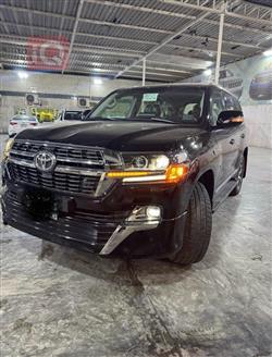 تويوتا لاندكروزر